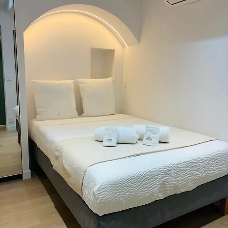 Monaco - Old Town - Climatisation - Seaview - Luxury Renovation شقة *