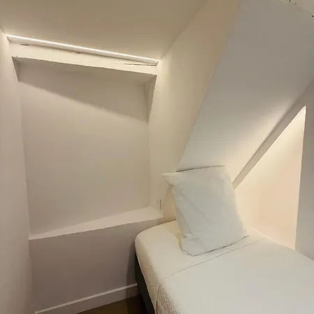 Monaco - Old Town - Climatisation - Seaview - Luxury Renovation Apartment