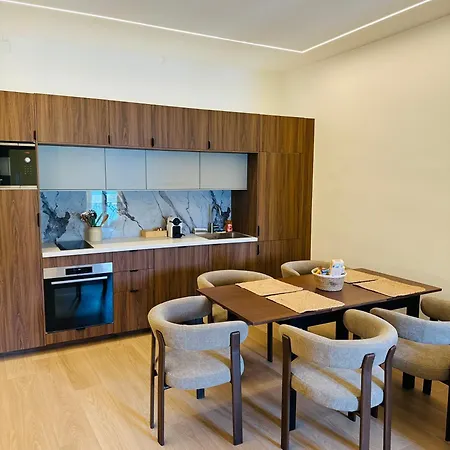 Monaco - Old Town - Climatisation - Seaview - Luxury Renovation